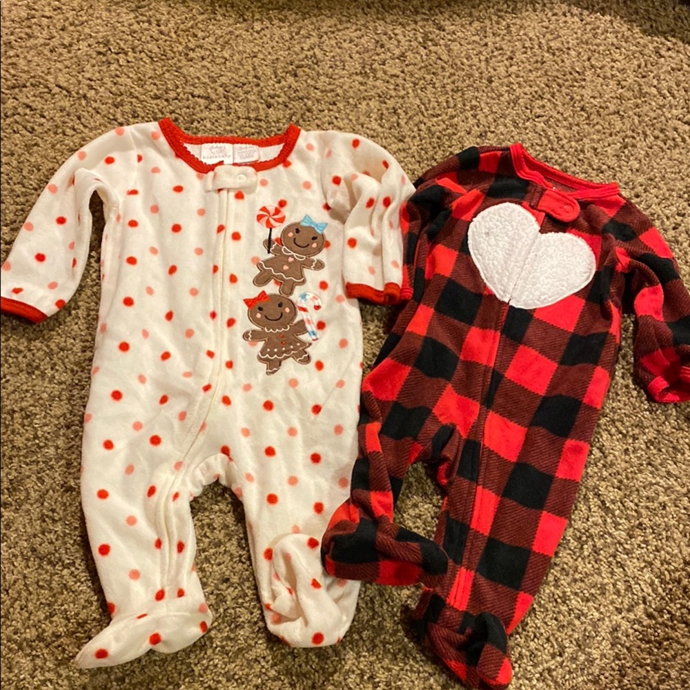 Gingerbread and Heart Girls 3-6 months One Piece sleep set